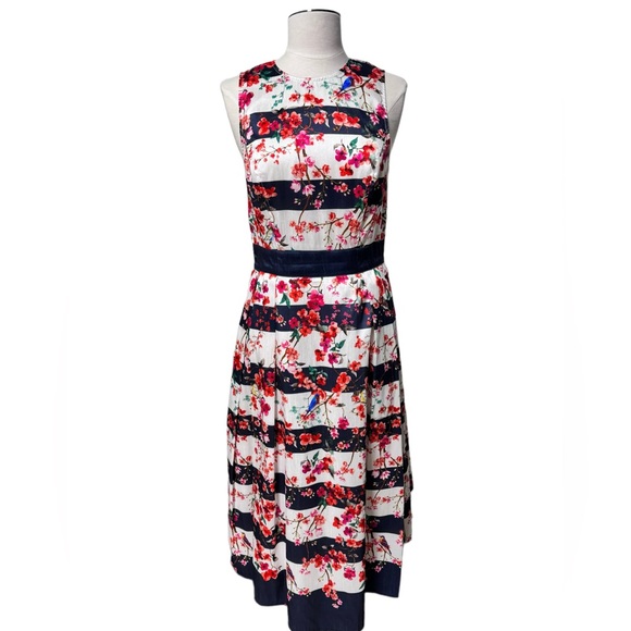 Eshakti Floral Stripe Print Georgette Maxi Dress Product size Small 6 - Picture 7 of 8